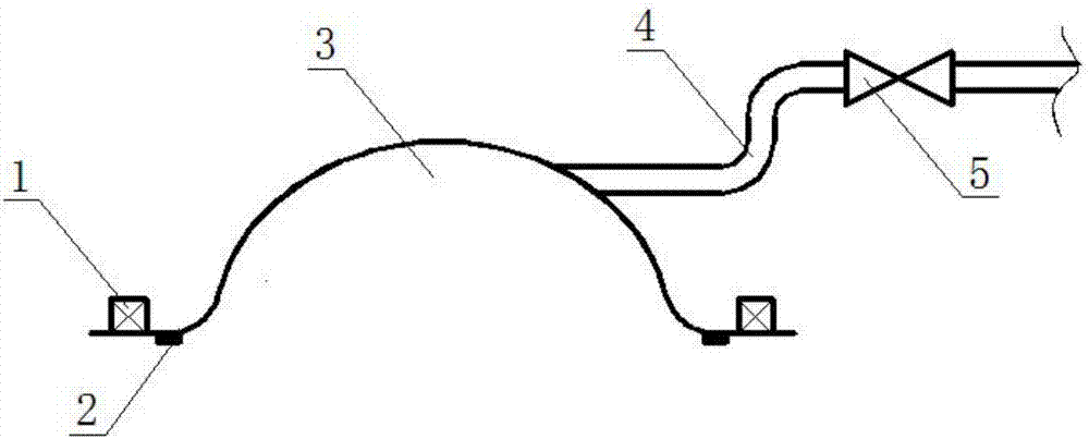 Device for quickly collecting oil and gas leaked from oil-gas storage tank