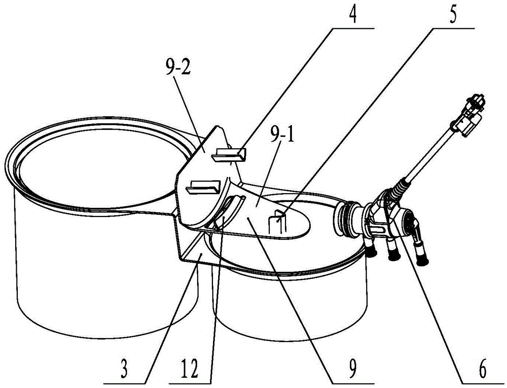 Tightly-coupled selective catalytic reduction (SCR) aftertreatment packaging structure of light diesel vehicle