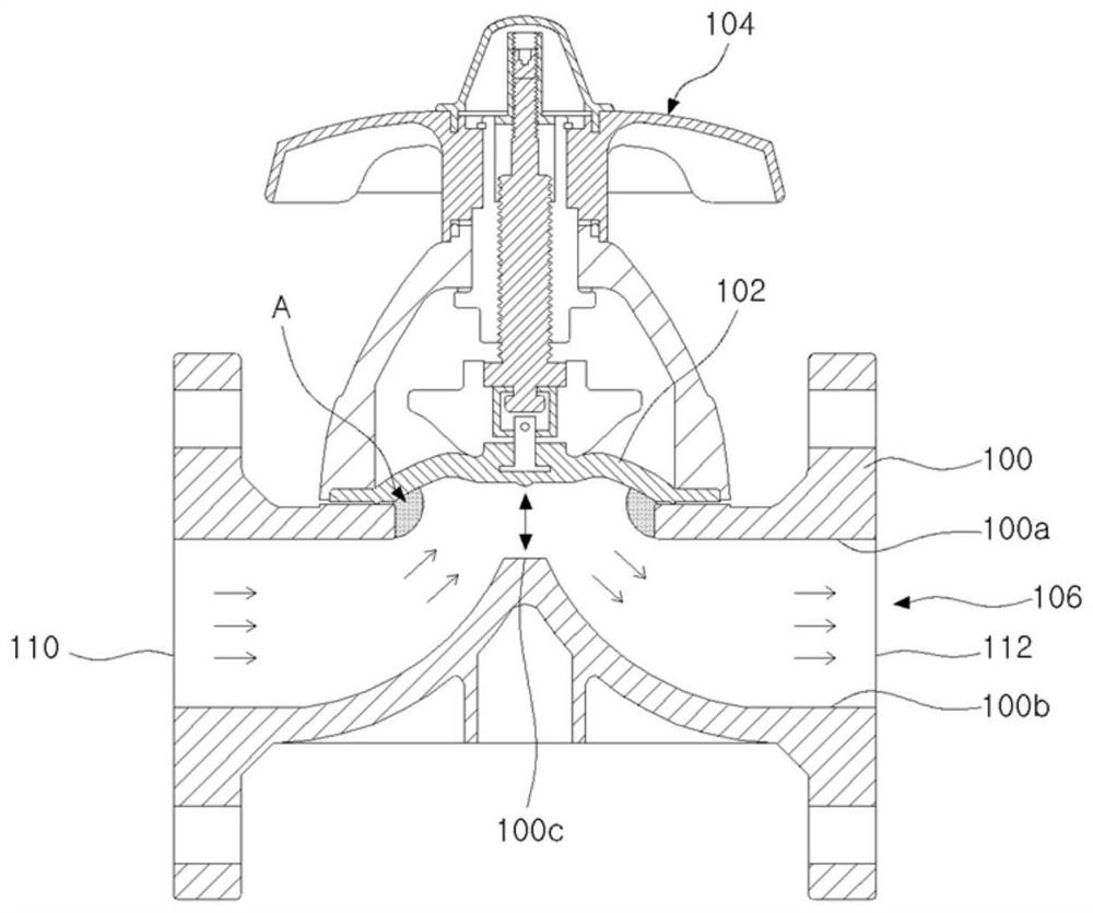 Valve having streamlined fluid transfer hole