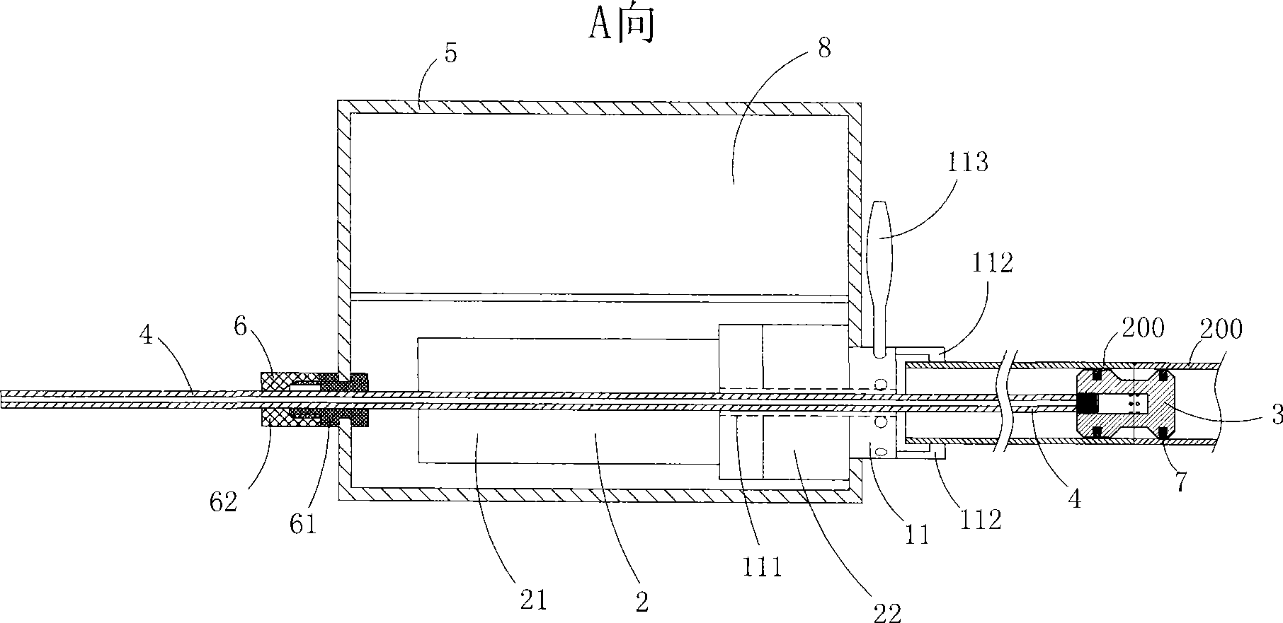 Shield-arc welding device with aerating device inside tube