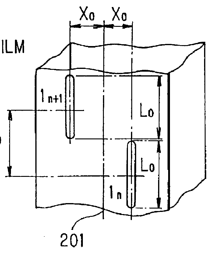 Shaped beam array antenna for generating a cosecant square beam