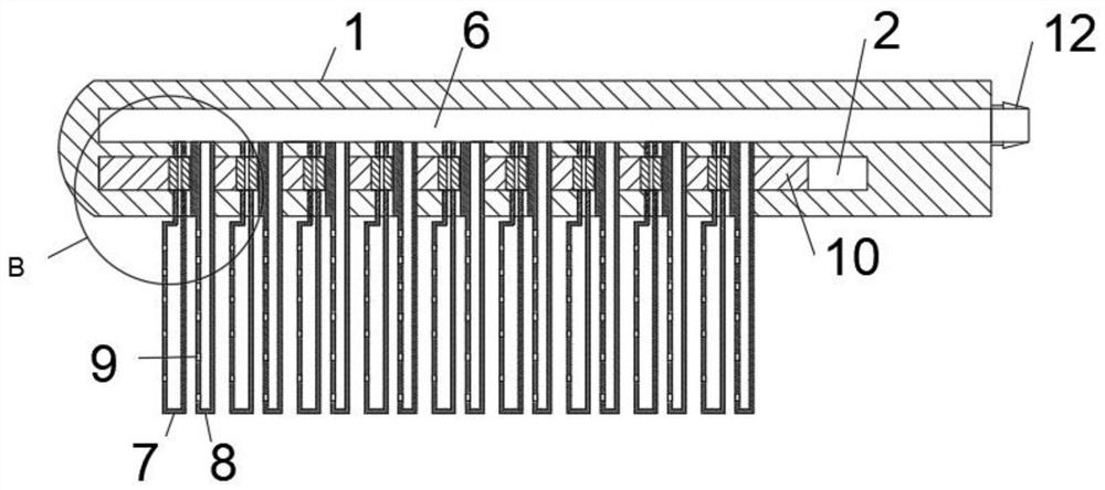 A kind of comb capable of drying hair quickly and using method thereof