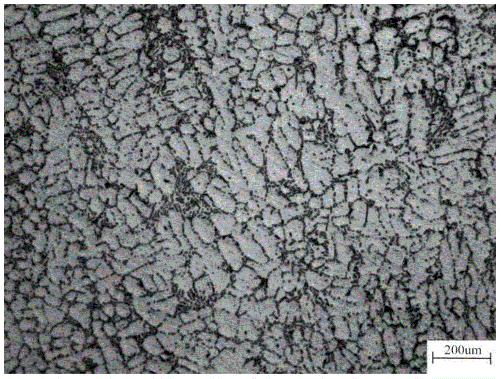 Aluminum-copper-iron quasi-crystal and silicon carbide mixed enhanced aluminum-based composite preparation method