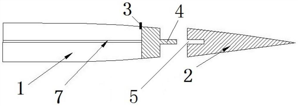 Megawatt-grade wind turbine blade, assembling and manufacturing method thereof and manufacturing method of blade tip