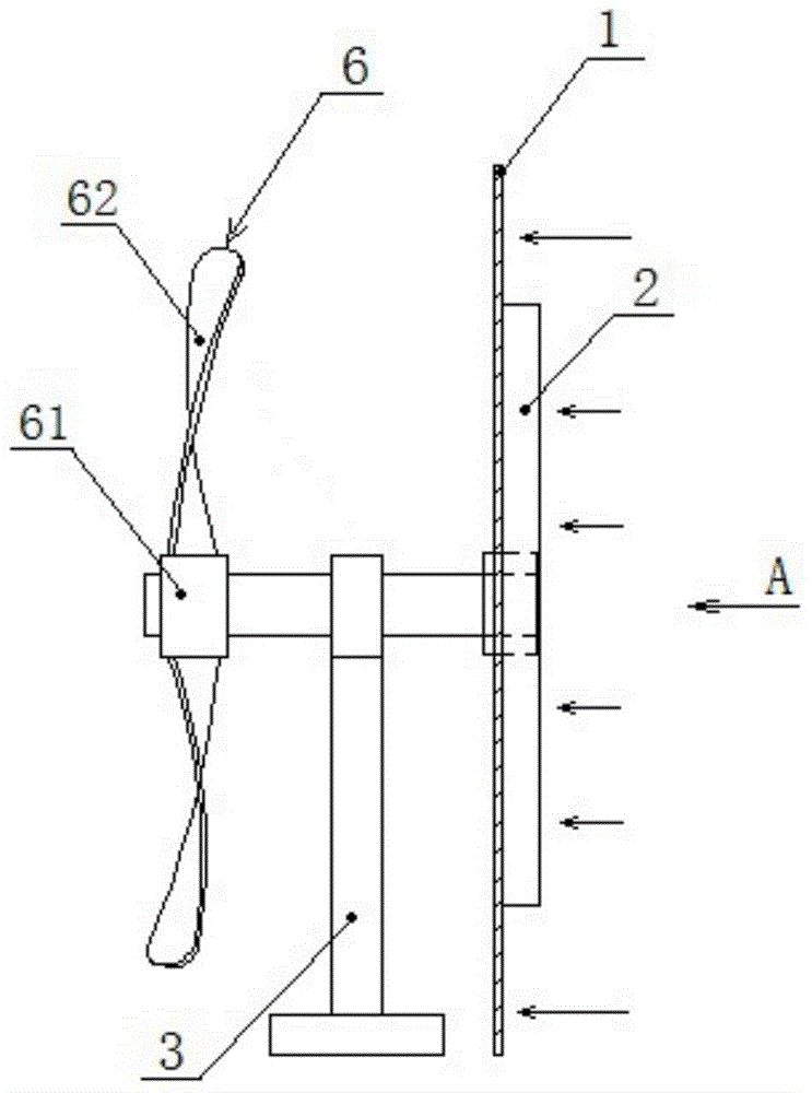 Unpowered driven air filtering screen cleaning device