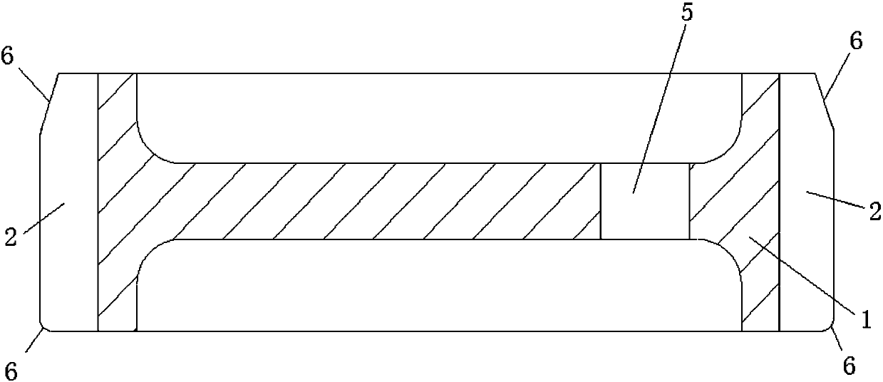 A quenched core mold and quenching method for a cylindric steel thin-wall component