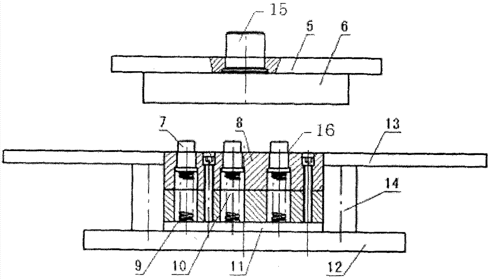 Device and method for assembling chain integrally