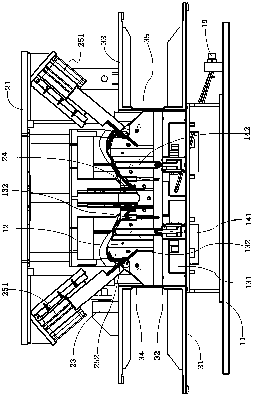 A vacuum composite mold