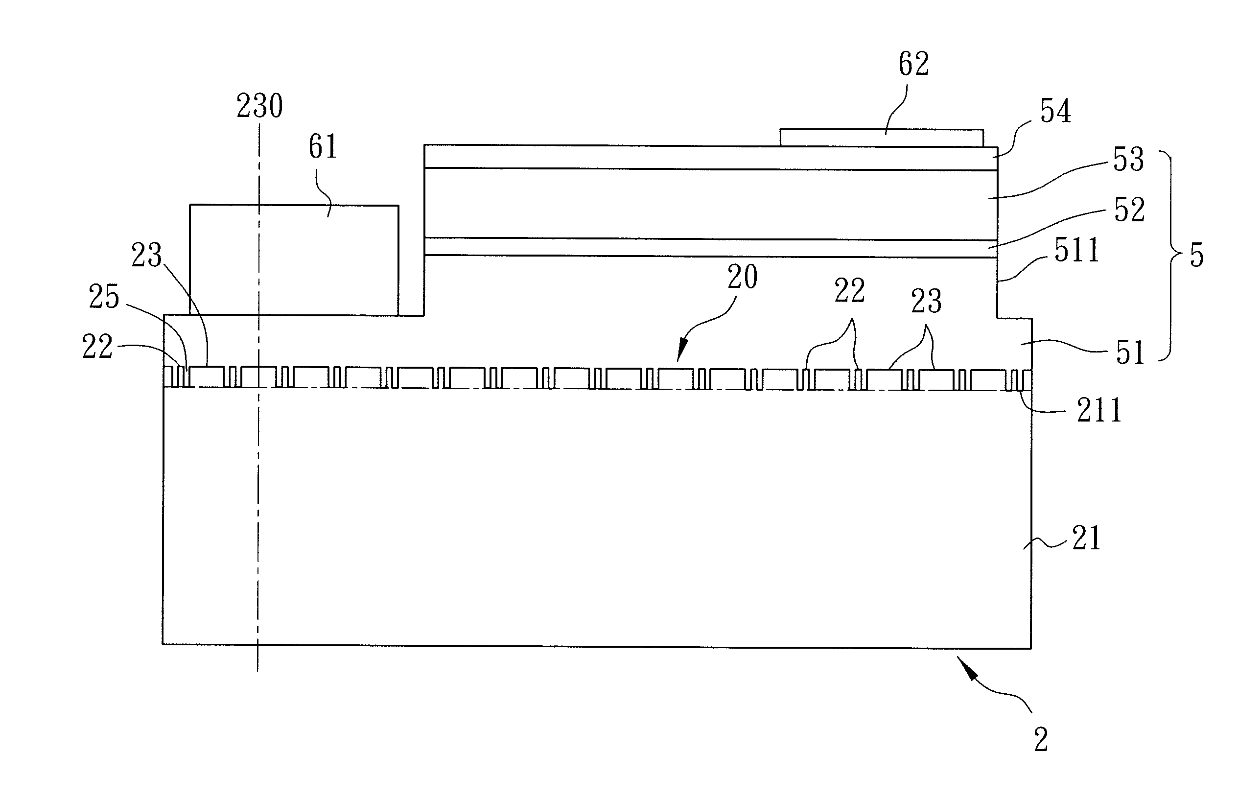 Periodically structured substrate and light emitting device including the same