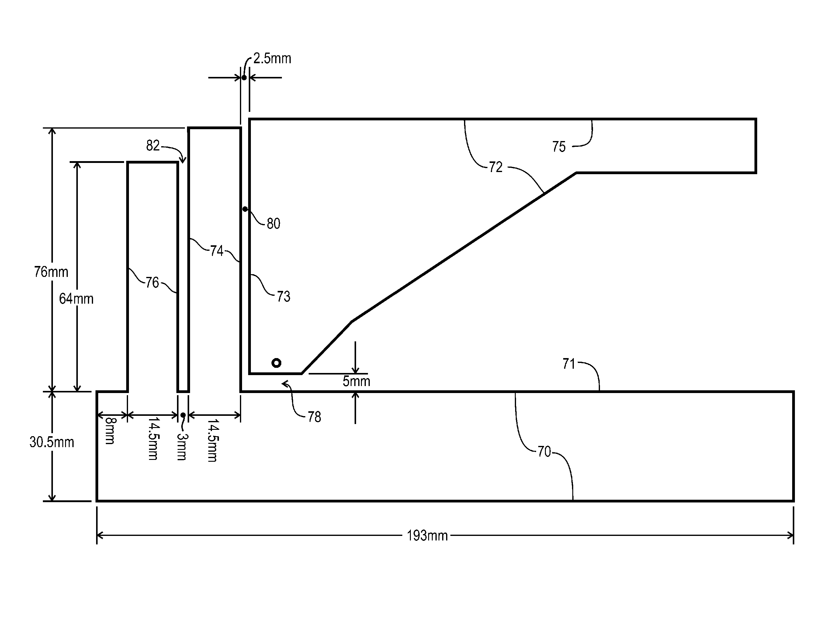 Broadband television antenna