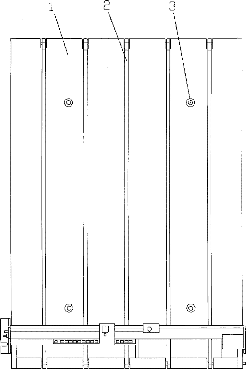 Full-automatic glass cutting machine with lifting holes