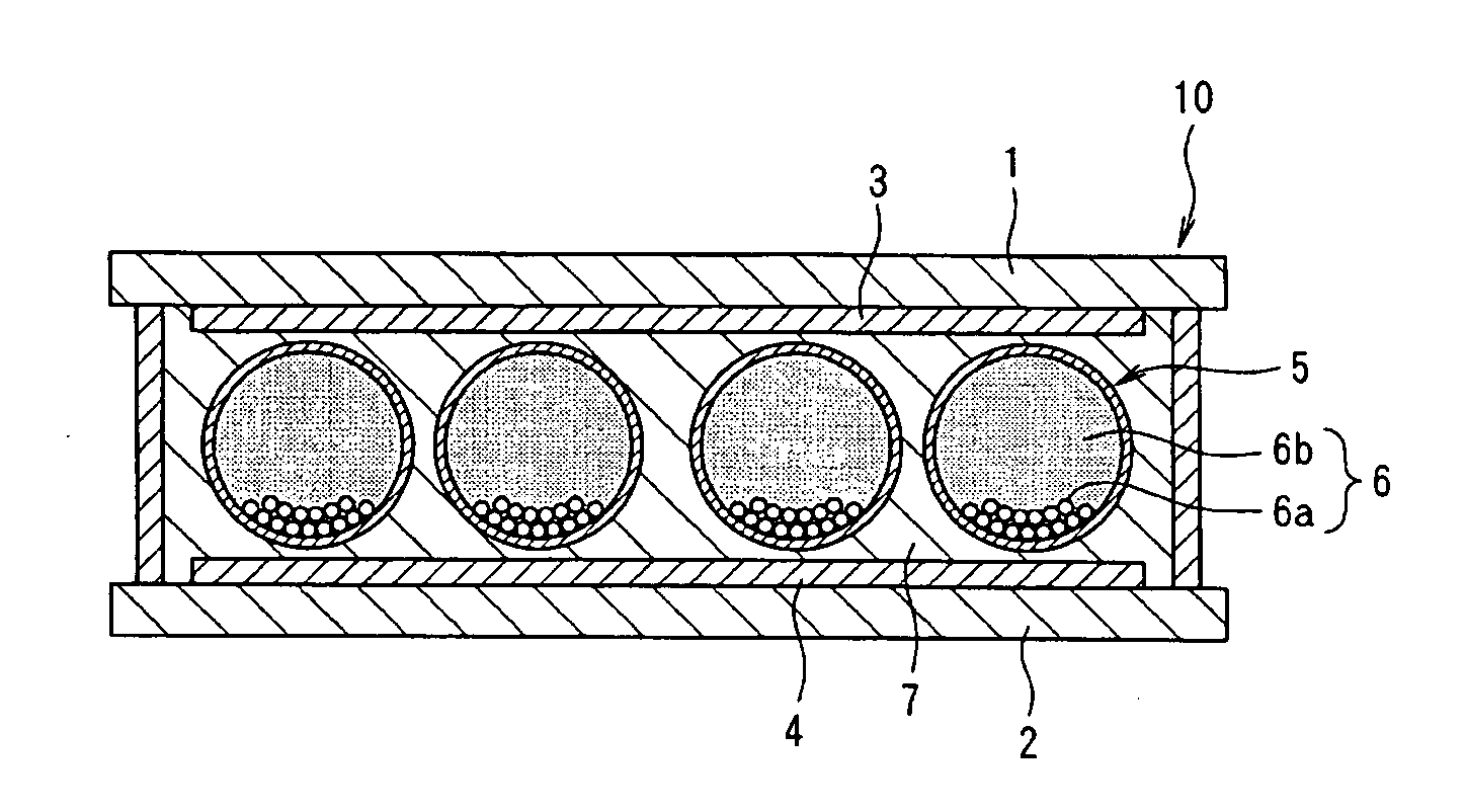 Electrophoretic apparatus and electronic equipment