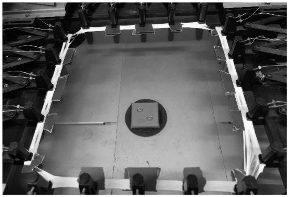 A kind of large-area ultra-high molecular weight polyethylene ultra-thin film and preparation method thereof