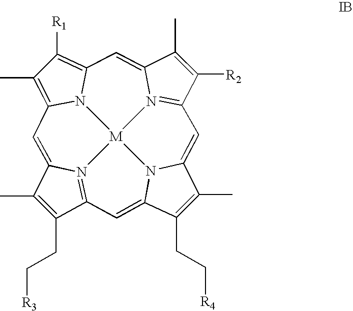 Metallotetrapyrrolic photosensitizing agents for use in photodynamic therapy