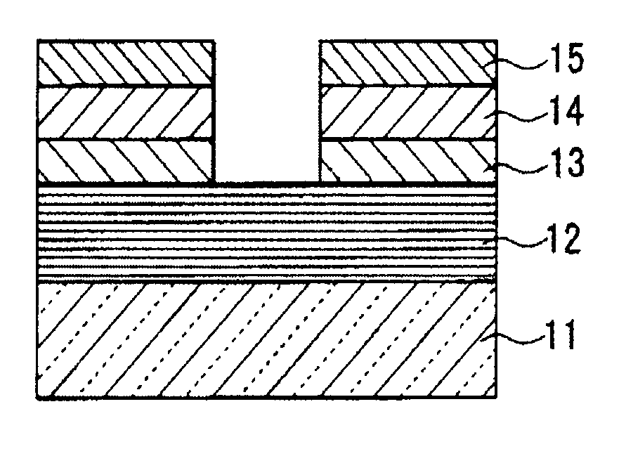 Reflective mask blank for EUV lithography