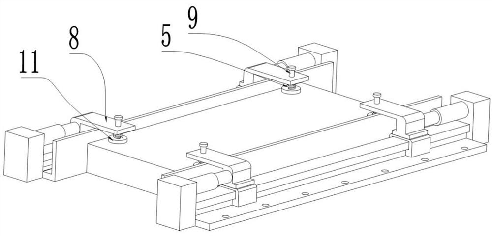 Anti-tipping mechanism of a crane