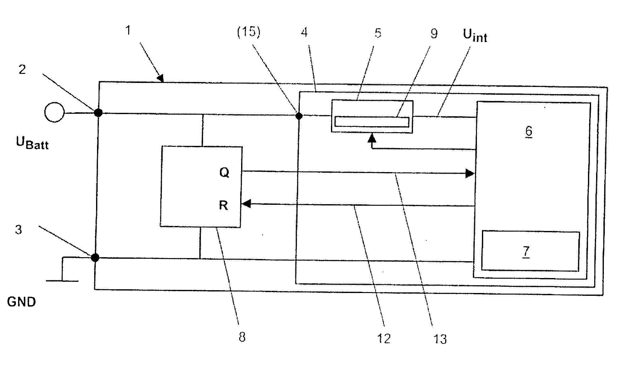 Switching device for detecting a voltage interruption