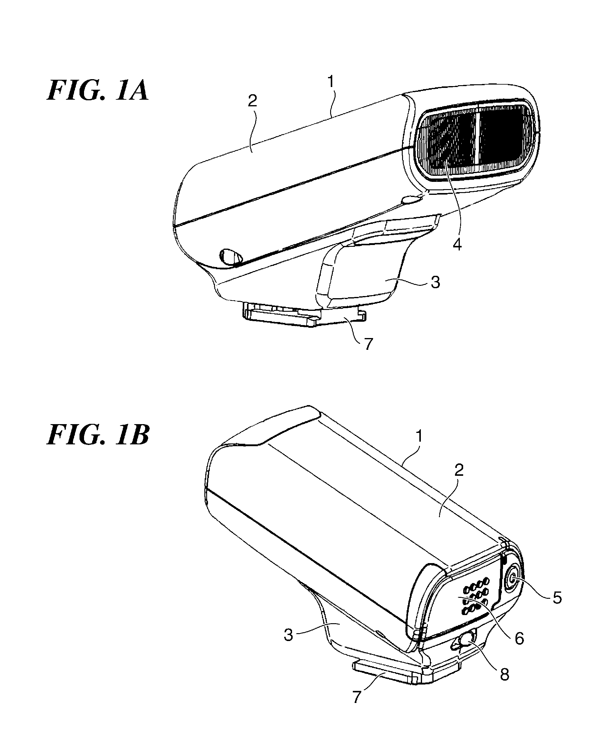 Light emitting device attached to image pickup apparatus