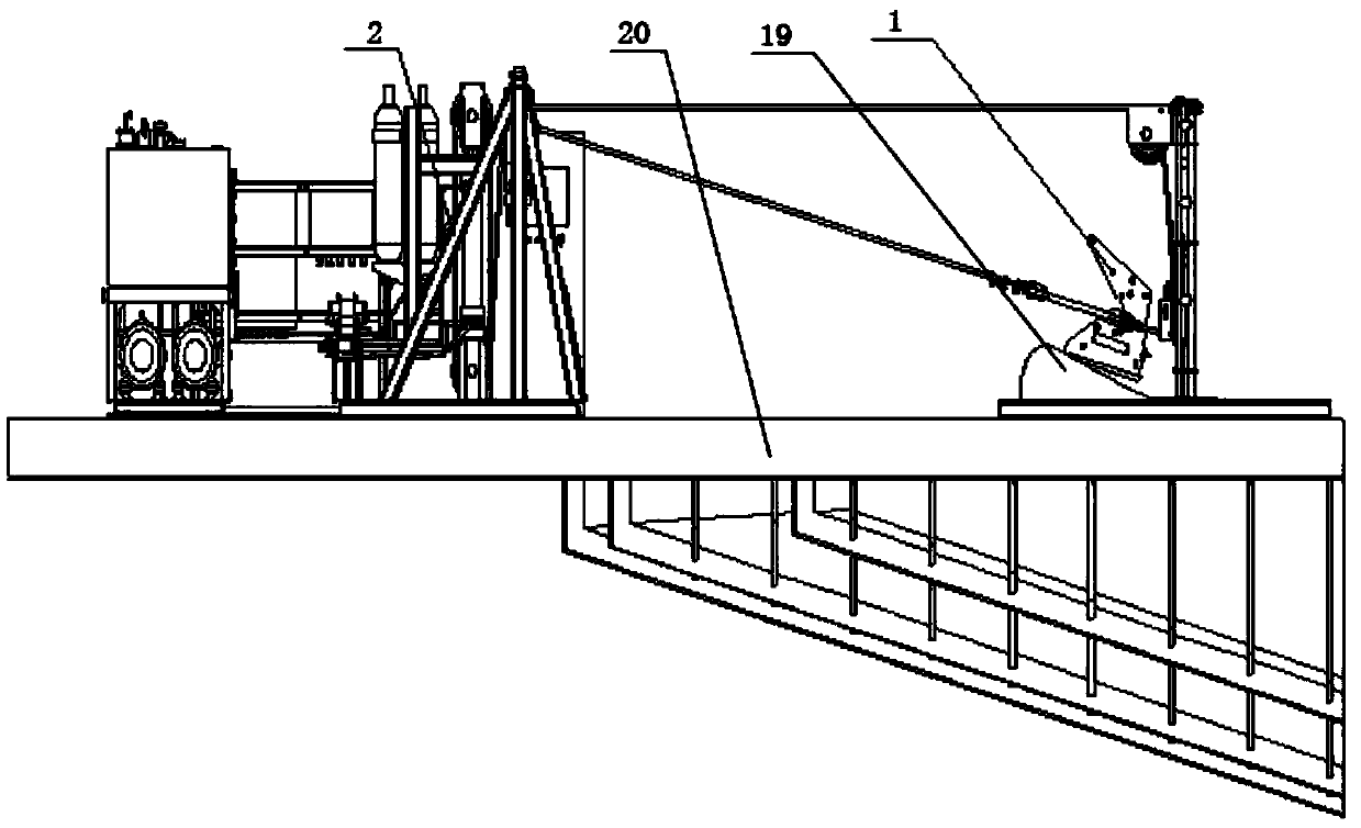 Automatic catching and releasing device and method for small boat