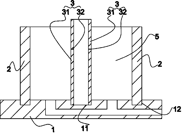 Hollow ingot casting mold and method for casting hollow ingot by using same