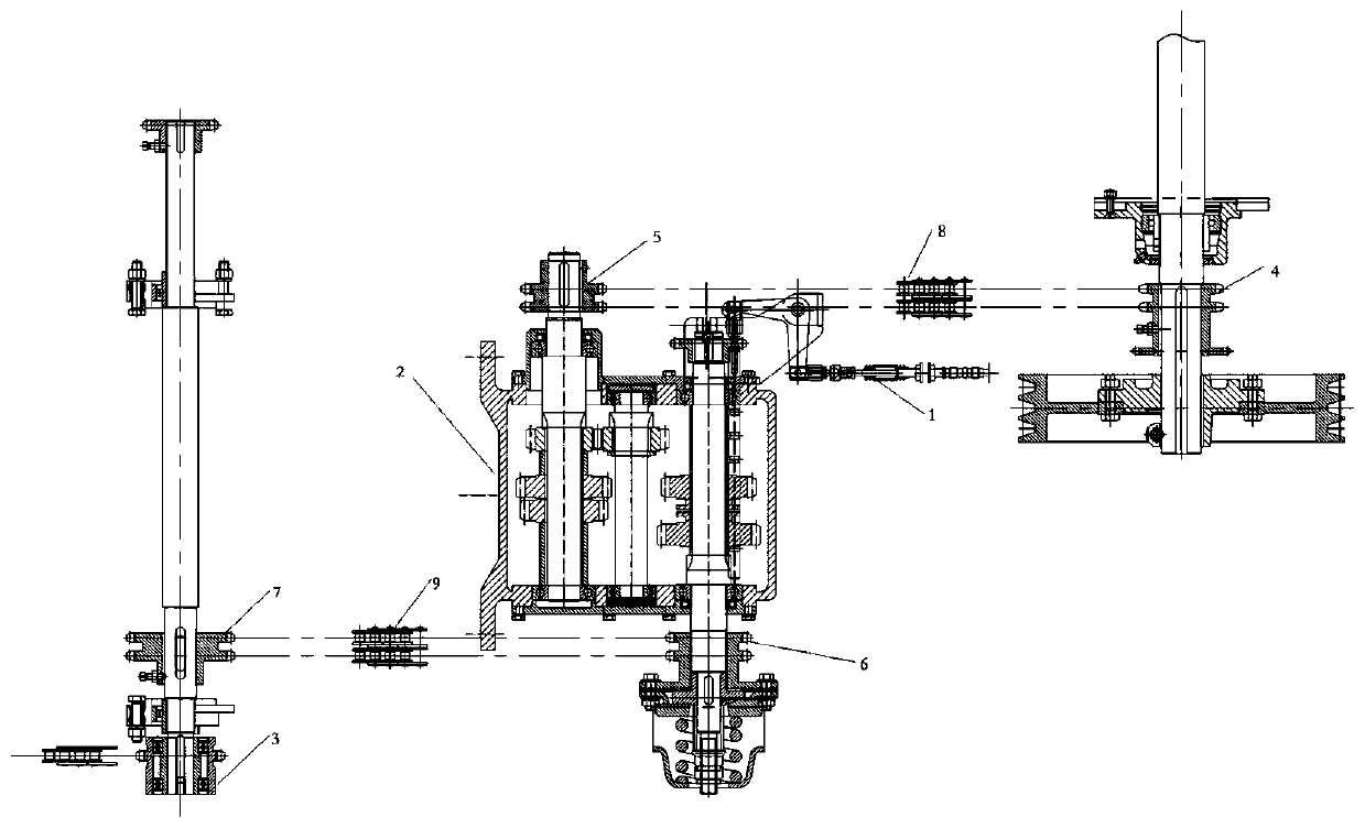 Transmission device for vertical header of harvester, vertical header and harvester