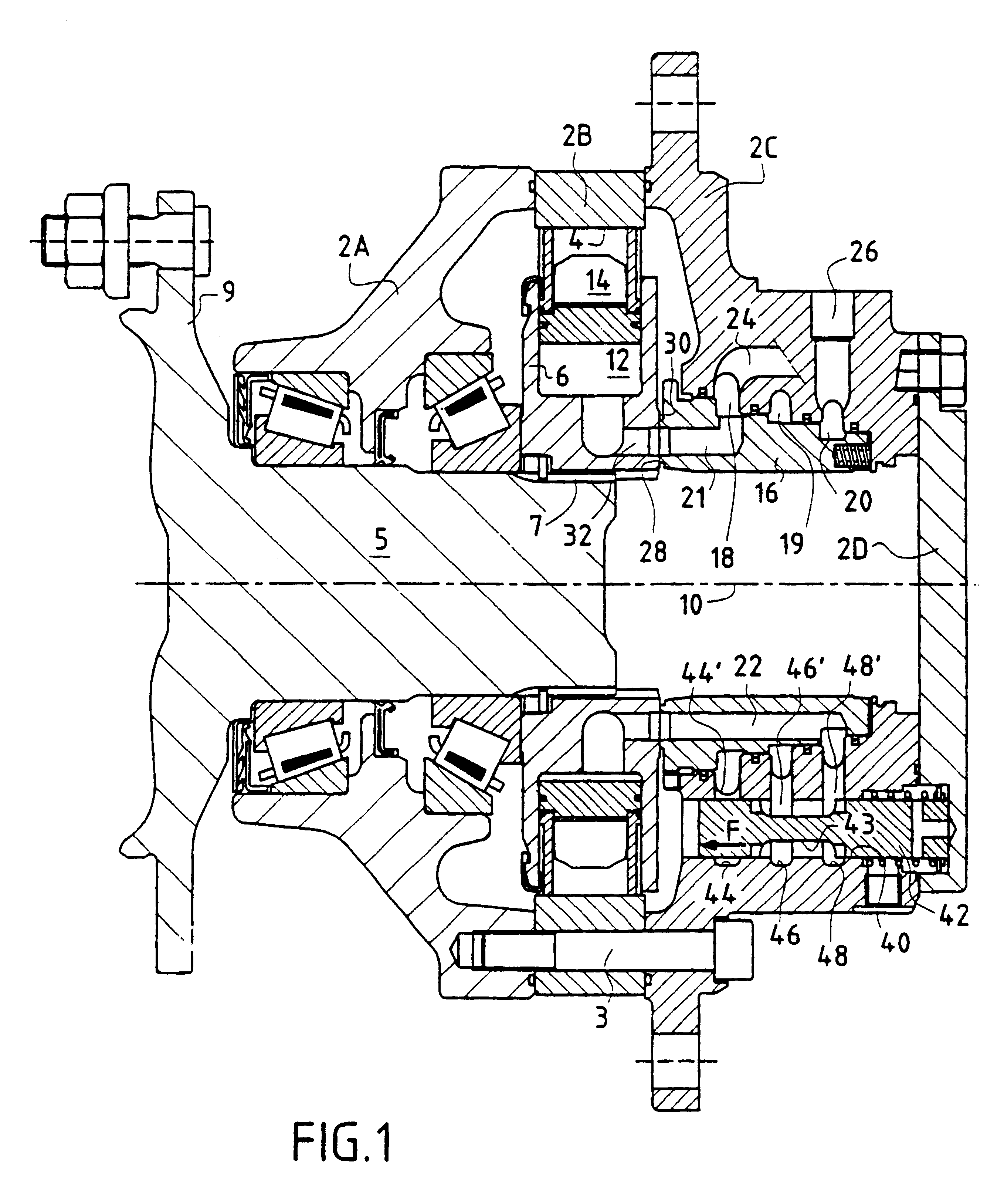 Hydraulic motor cylinder-capacity selector for avoiding jarring when switching from one cylinder capacity to another