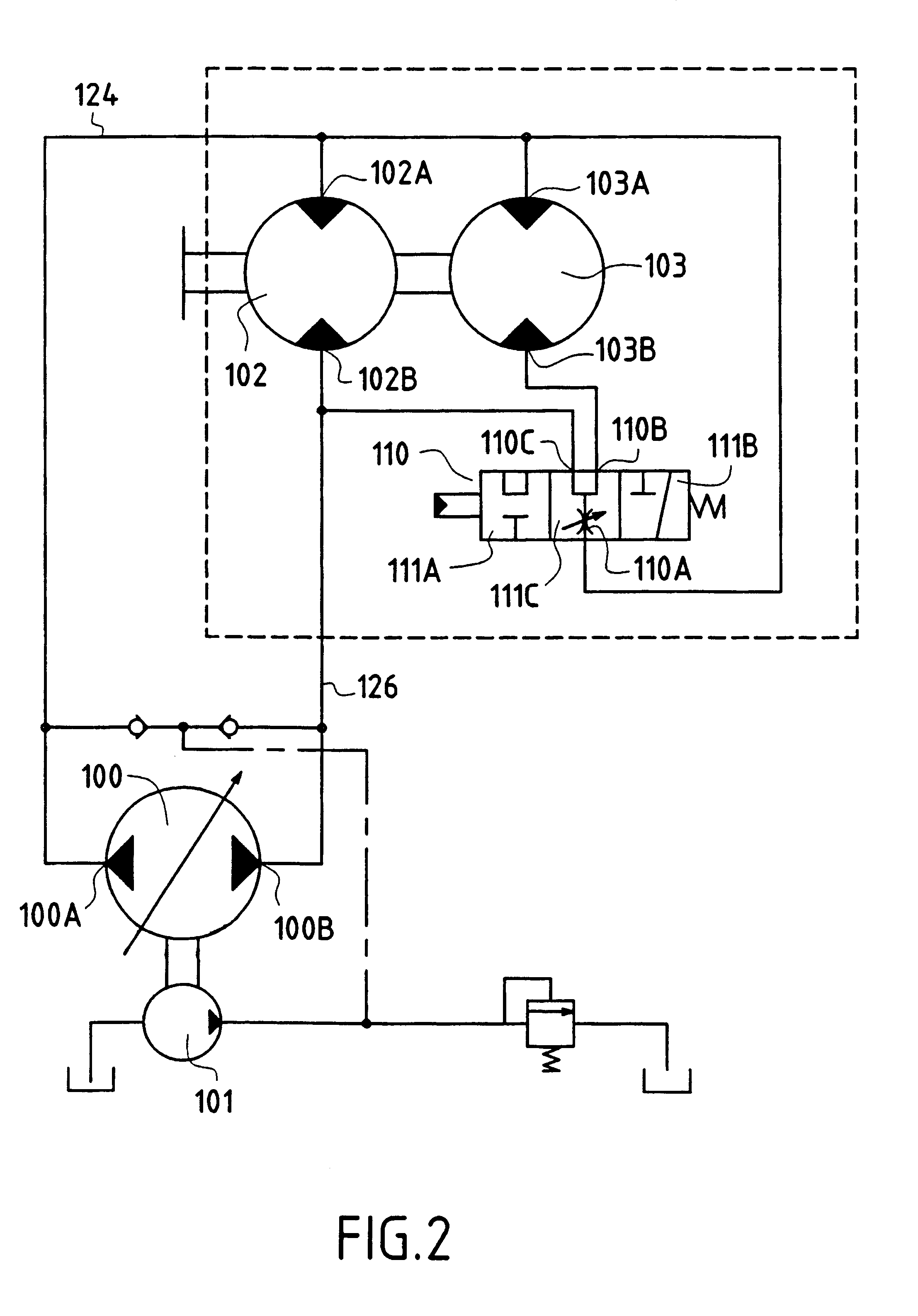 Hydraulic motor cylinder-capacity selector for avoiding jarring when switching from one cylinder capacity to another