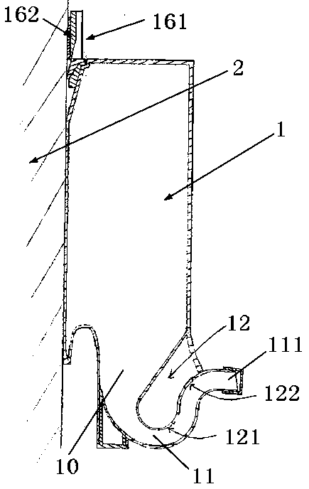 Squeezing-type liquid outlet bottle