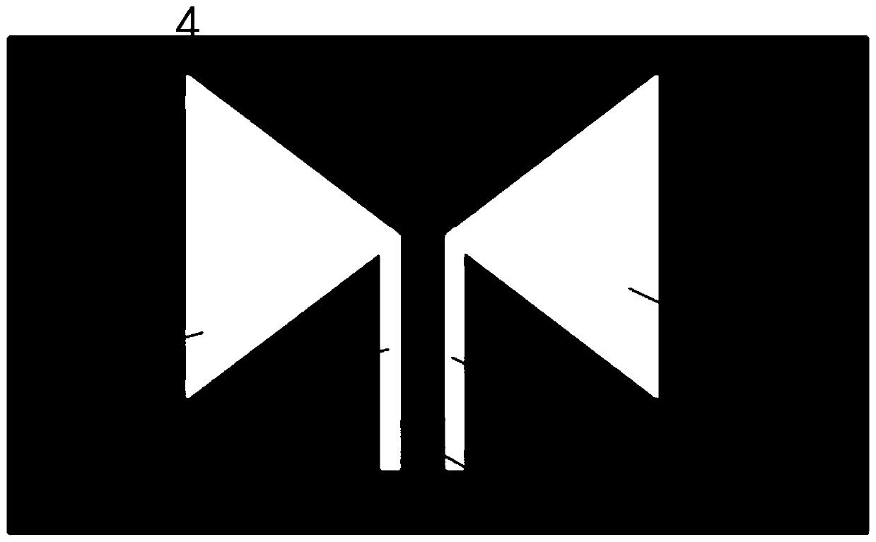 Hyperbolic metamaterial planar antenna