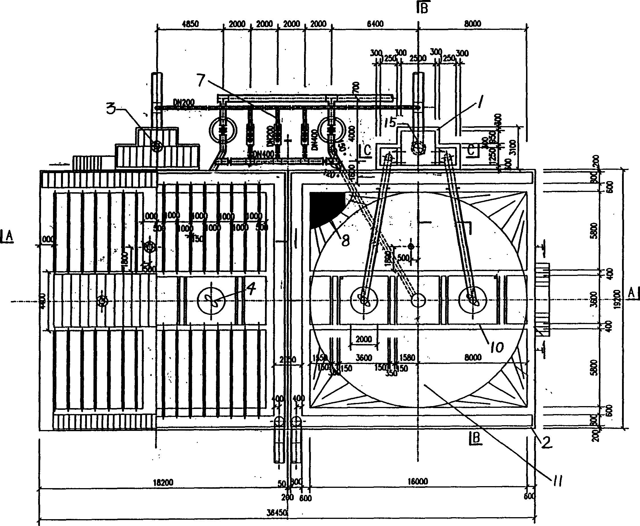 Middle arranged sedimentation tank