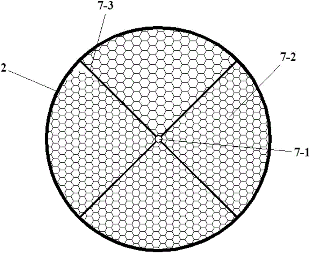 Vertical eddy current reinforced separation device and granulation fluidized bed for efficient solid-liquid separation