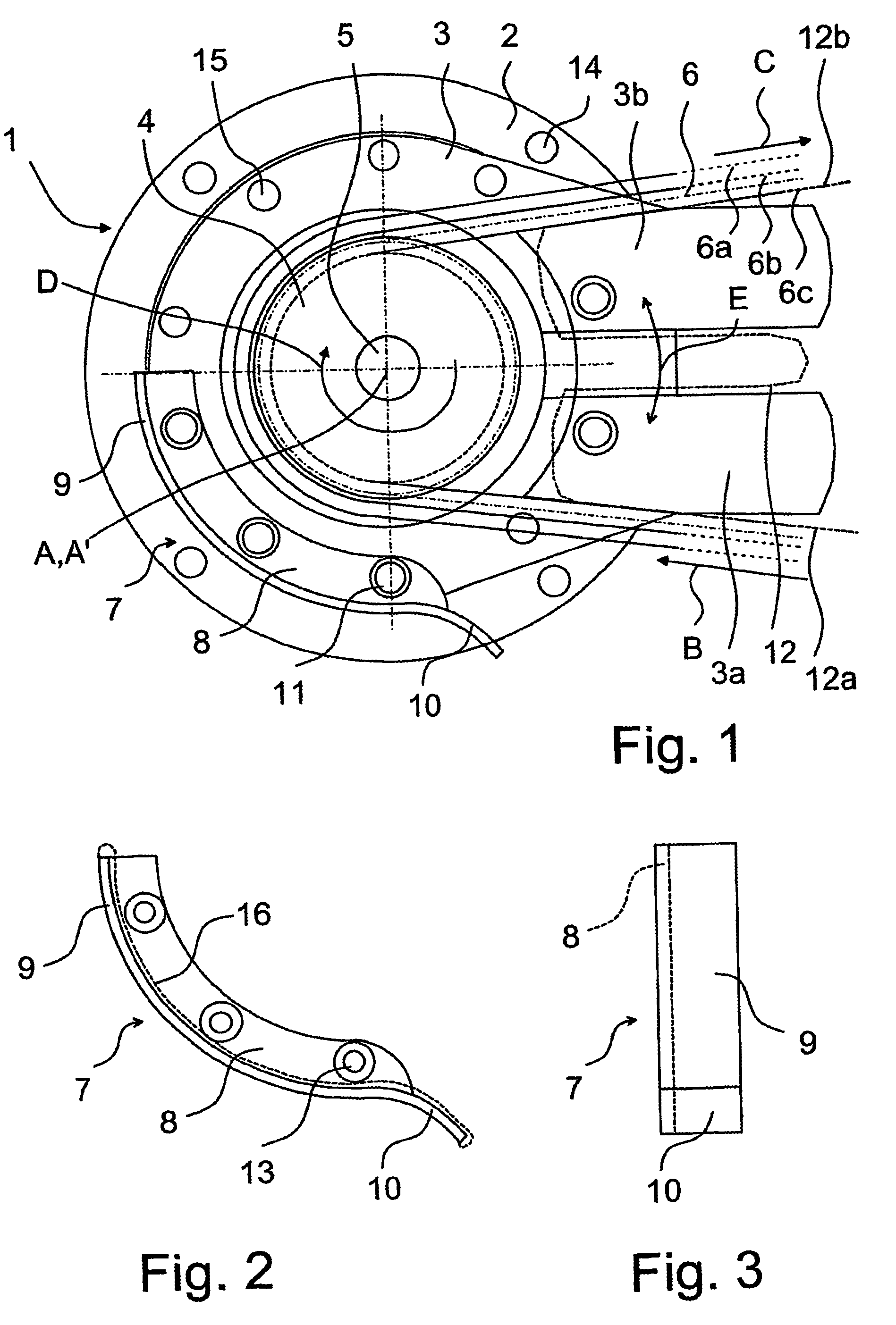 Sawing device and its safety system for precaution of a breaking saw chain