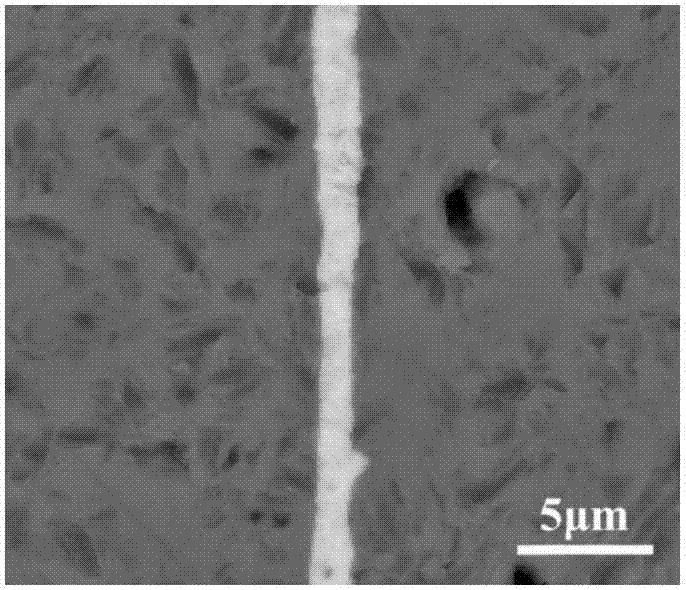 High-corrosion-resistance silicon carbide ceramic connecting material, and connecting method for silicon carbide ceramic