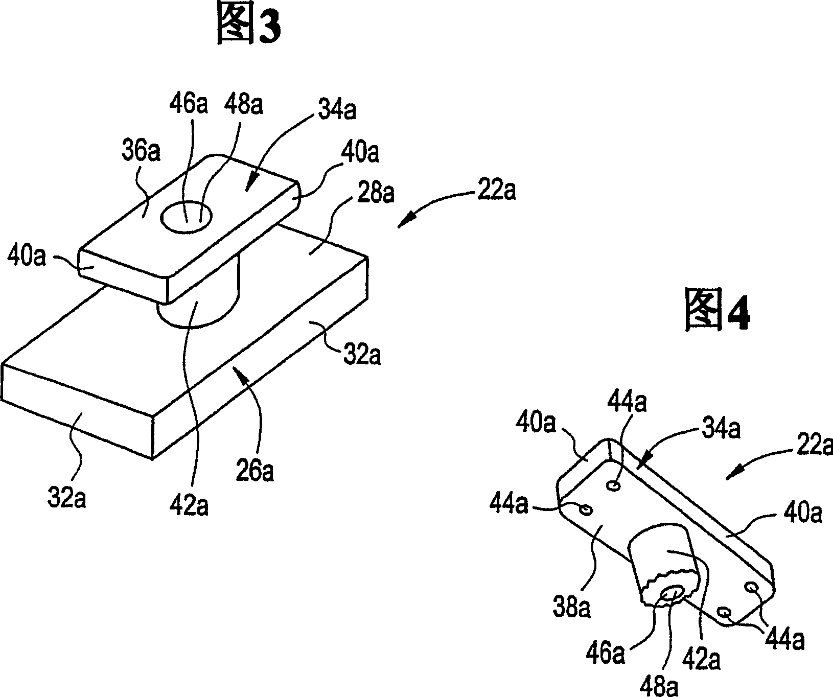 Cage nut assembly having a flexible cage