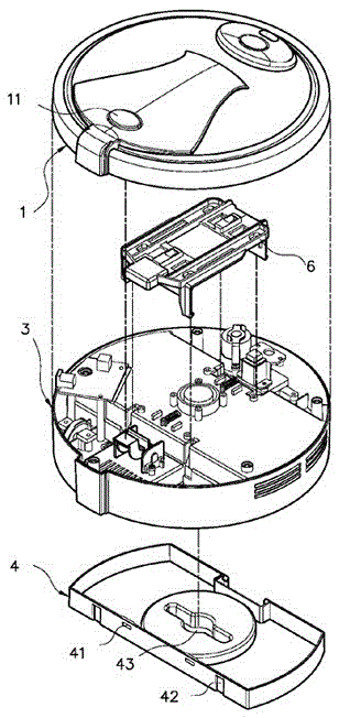 Self-propelled vacuum cleaner for easy cleanup