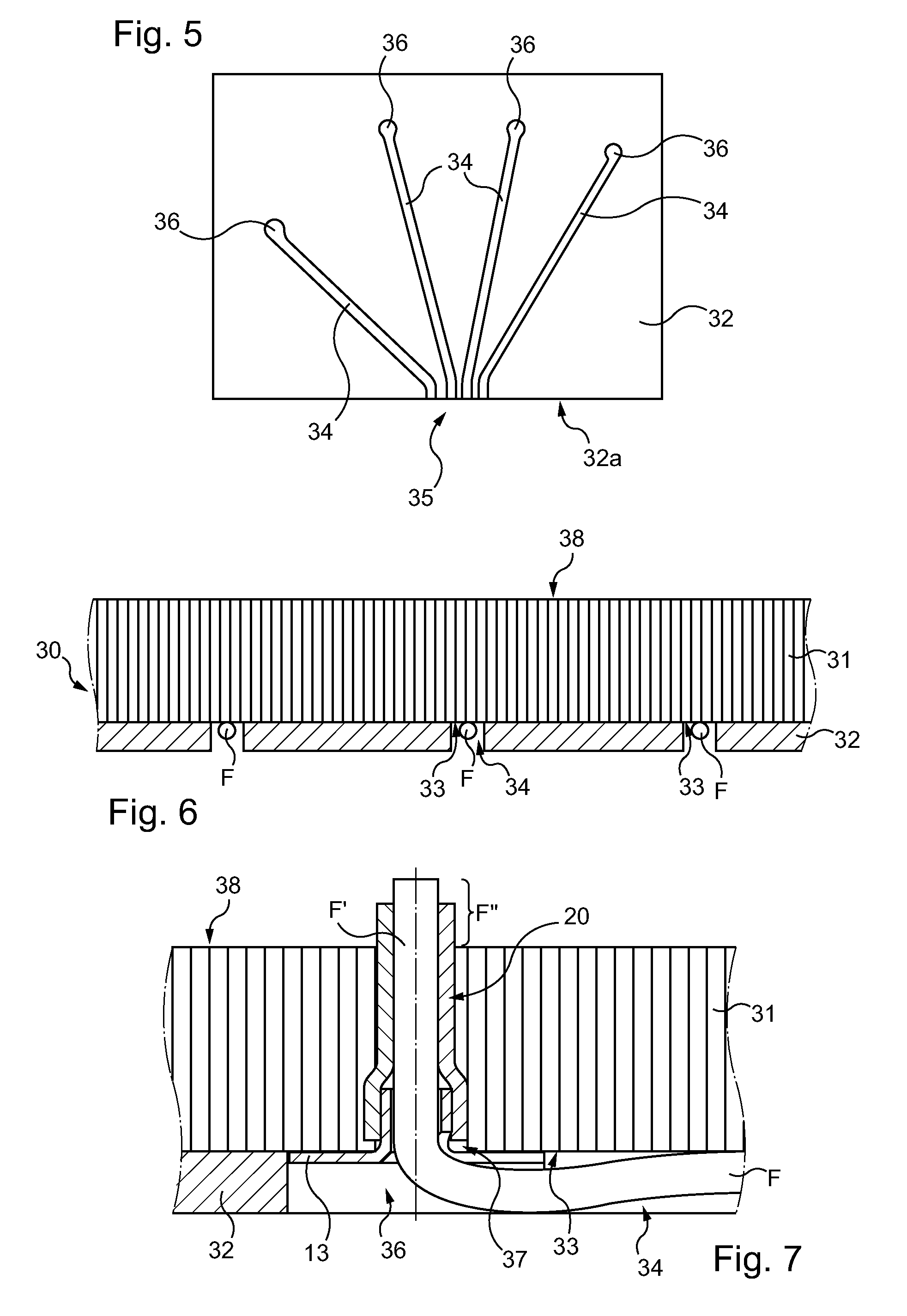 Textile covering incorporating an optical fibre and associated installation method