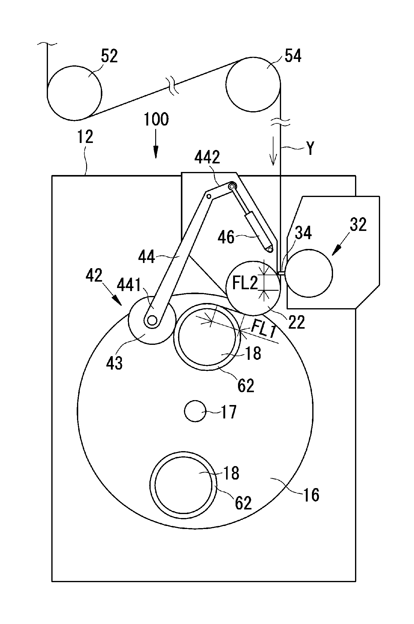 Spun yarn winding device and spun yarn winding facility