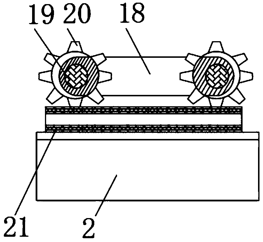 Metal plate machining feeding device convenient and fast to use