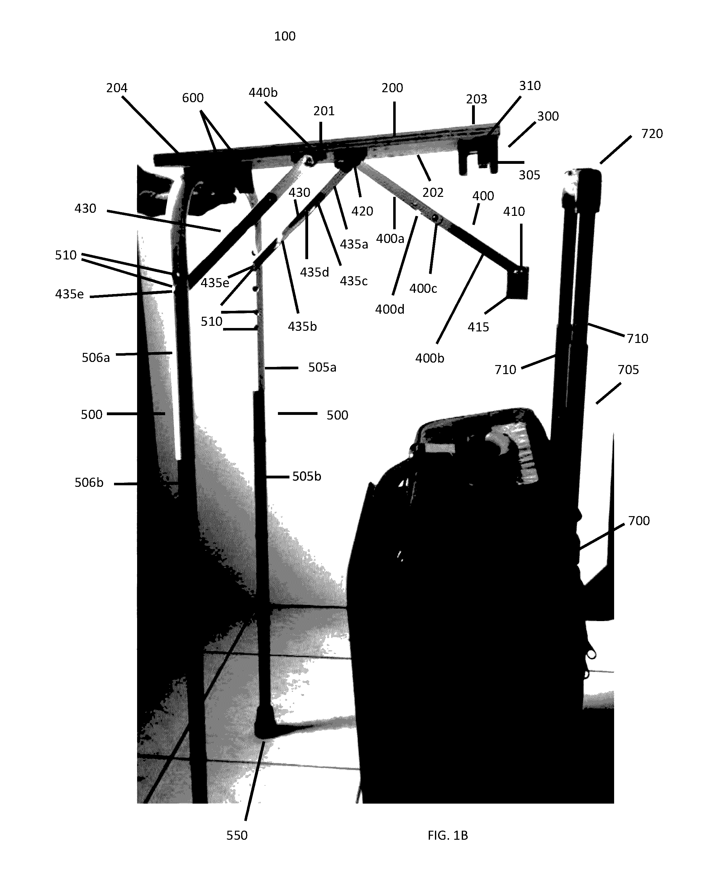 Height adjustable support tray apparatus