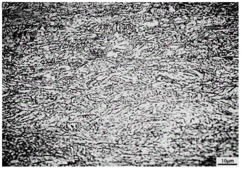 Acicular ferritic steel for low-manganese high-chromium anti-hic pipeline and manufacturing method thereof