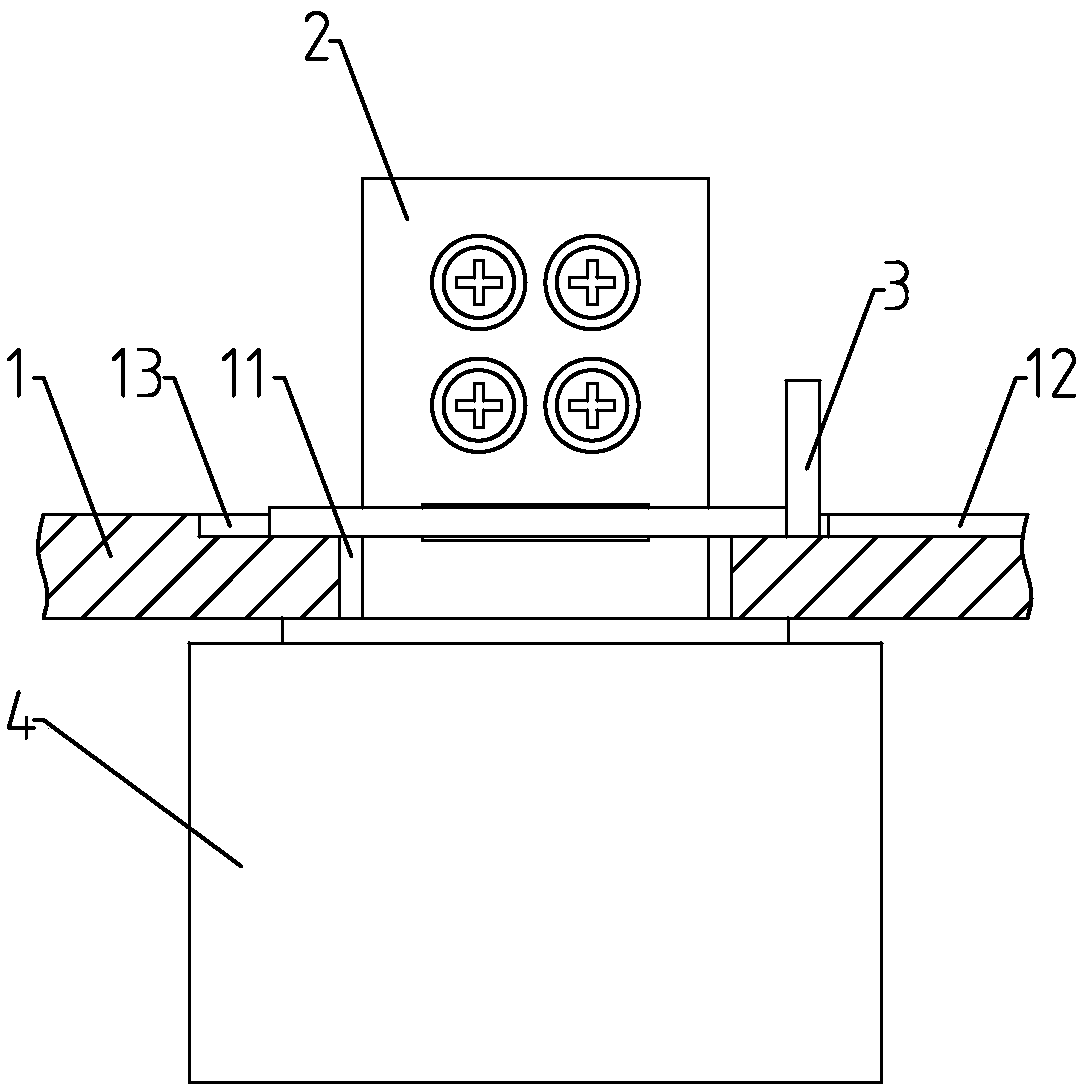 Power distribution box convenient for self-wiring of user