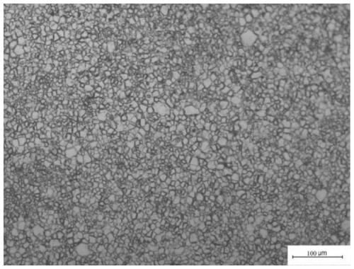 A calcium-containing rare earth magnesium alloy plate with high room temperature formability and its preparation method