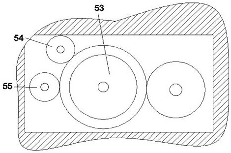 Device for automatically controlling pouring height and vibrating