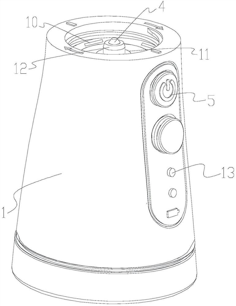 Nasal cavity irrigator capable of heating