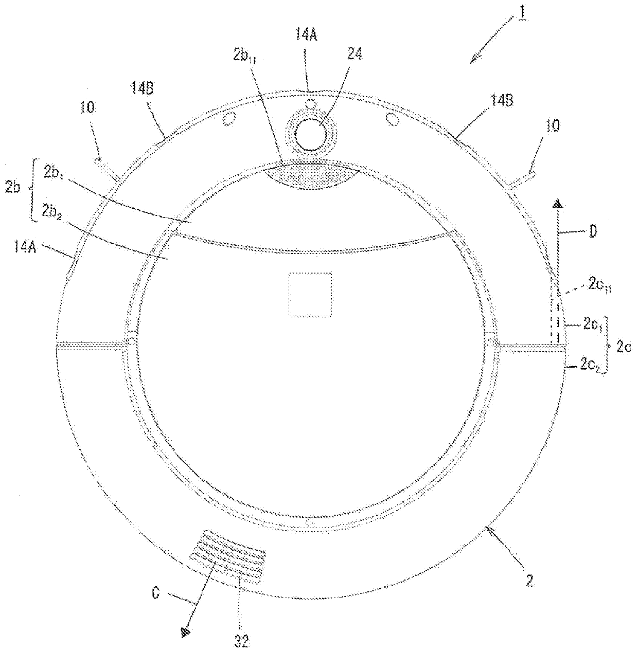 self-propelled vacuum cleaner