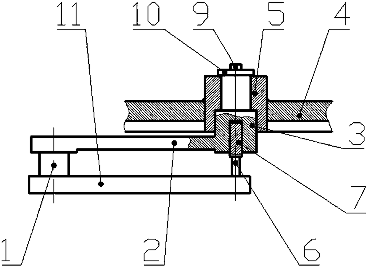 A semi-rotary mechanism with grooves on the convex surface