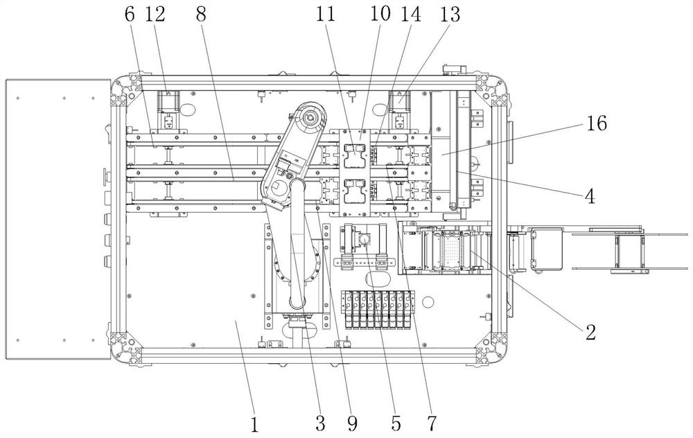 Automatic feeding equipment for mylar