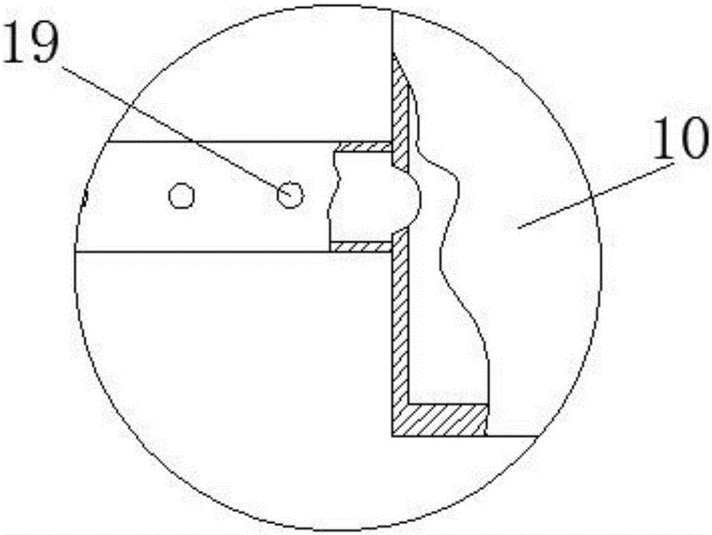 Waste water treatment device for papermaking