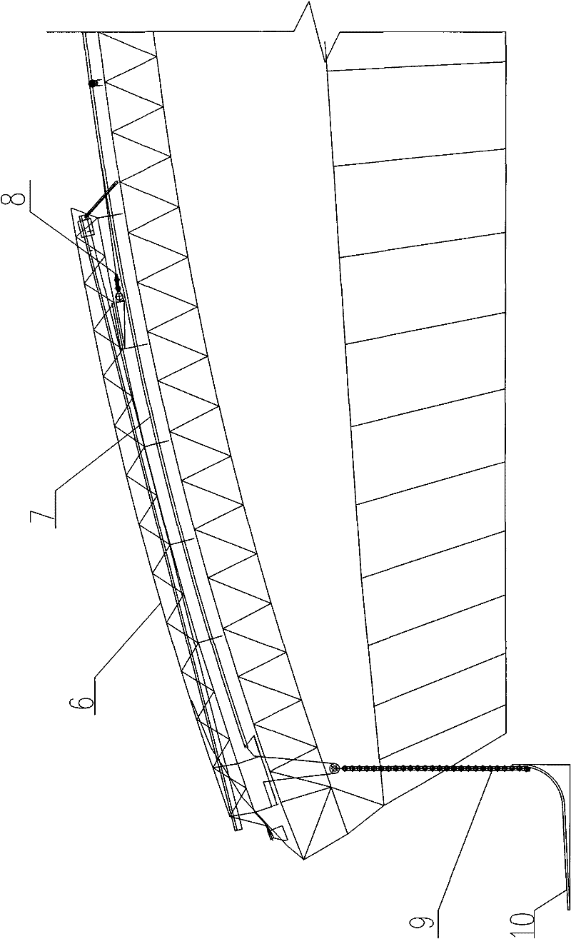 Irregular borehole-type counter weight device for operating equipment of curved track