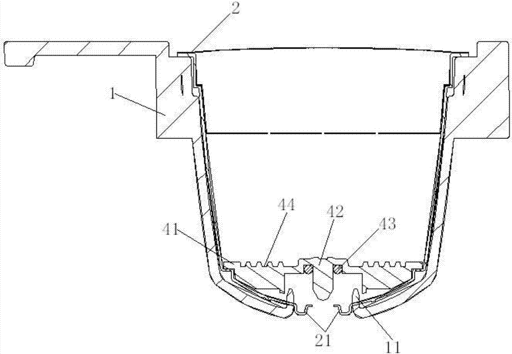 Beverage ingredient container achieving stable-pressure outputting